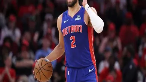 大乐透期号专家推荐：胜负总分详细分析